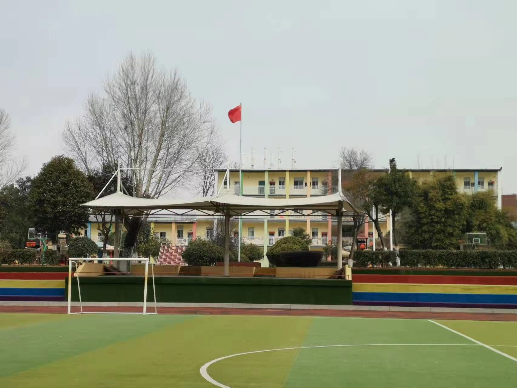 校園安全守護(hù)者，初心不改保安全